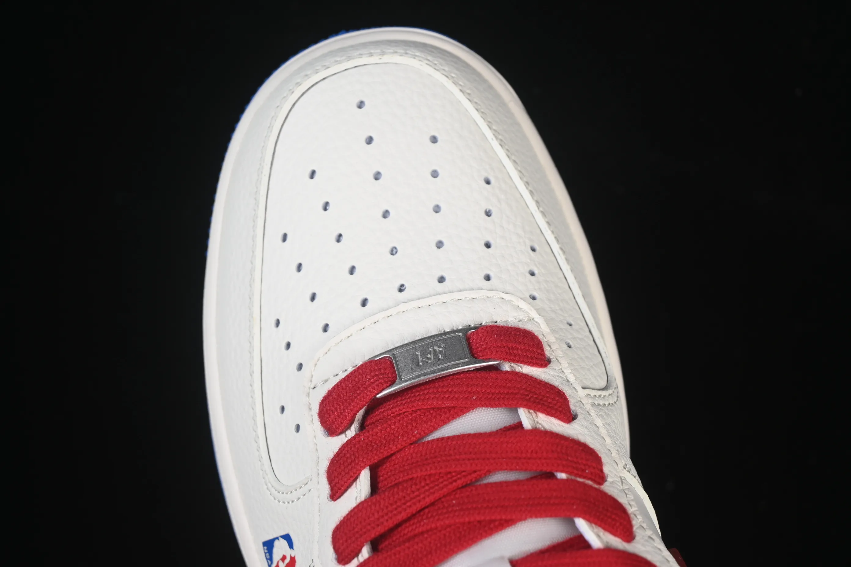 All categories Nk Air Force 1 Air Force series Nk Air Force 1 Low Air Force low-top Nike Air Force 1'07 Low NBA joint Clippers beige blue and red Air Force 1 low-top casual sneakers QW5606-274